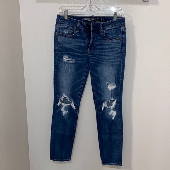 American Eagle size 6 ripped skinny jeans - Picture 1 of 5